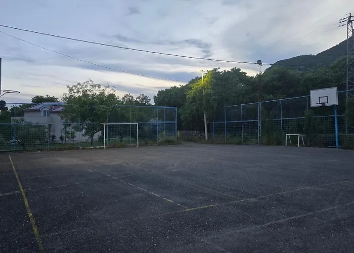 Wildstone Krusi - Pool & 1