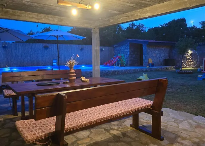 Wildstone Krusi - Pool & 1 ポドゴリツァ