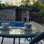 Wildstone Krusi - Pool & 1 *