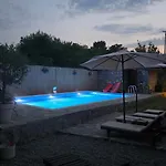 Wildstone Krusi - Pool & 1 Podgorica