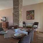 Wildstone Krusi - Pool & 1