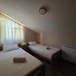 Wildstone Krusi - Pool & 1 Appartamento Podgorica