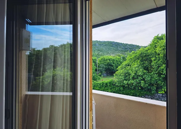 Wildstone Krusi - Pool & 1 公寓 *