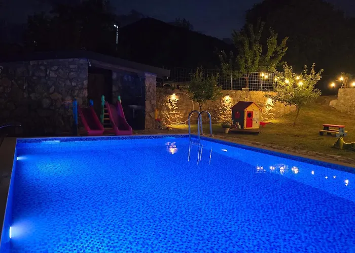 Wildstone Krusi - Pool & 1 公寓