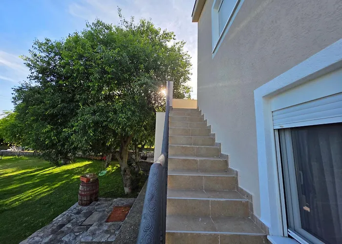 Wildstone Krusi - Pool & 1