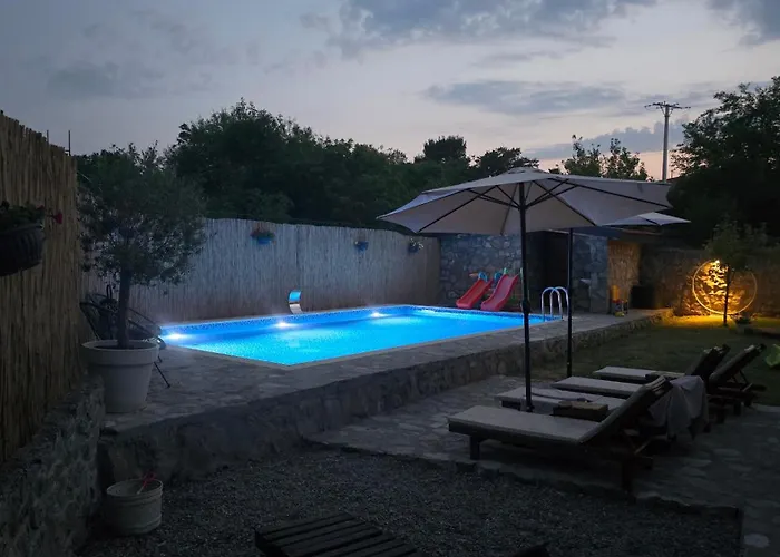 Wildstone Krusi - Pool & 1 Podgorica